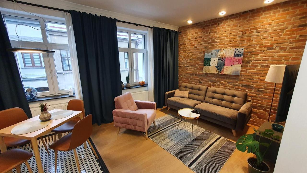 Apartamenty Sienkiewicza 8 Zywiec Bagian luar foto
